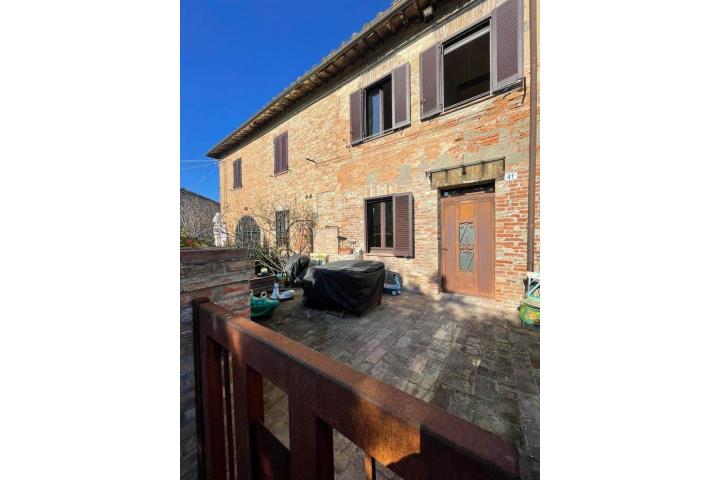Casa Semindipendente in Vendita Siena