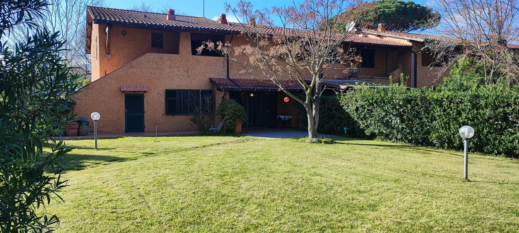 Appartamento con giardino a 500 metri dal mare – Rocchette, Castiglione della Pescaia
