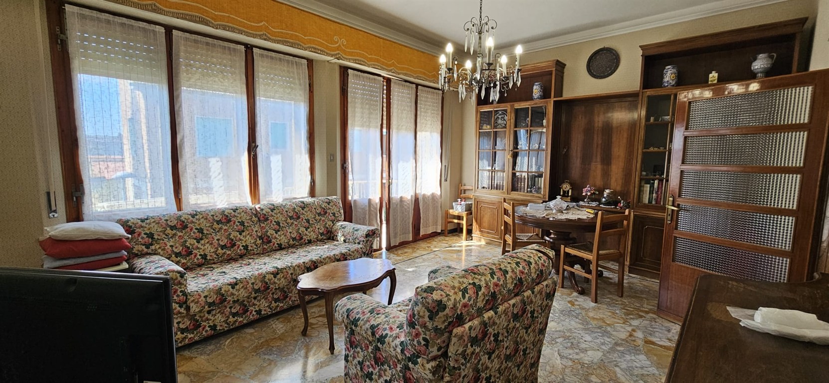 Ravacciano - appartamento in bifamiliare con garage