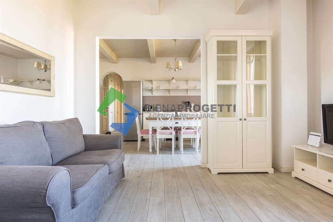 Coroncina: vendesi appartamento finemente ristrutturato